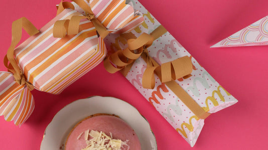 🎁 Best Teacher Gifts for Christmas 2025 (That They’ll Actually Love!)